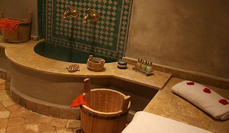حمام تقليدي بلدي مغربي
