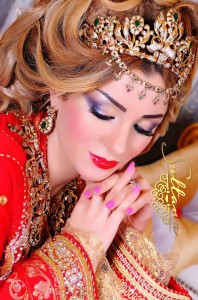 مكياج عروس مغربية مع قفطان احمر 3