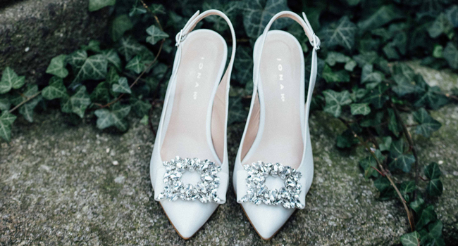 أحذية الزفاف من "جوناك"